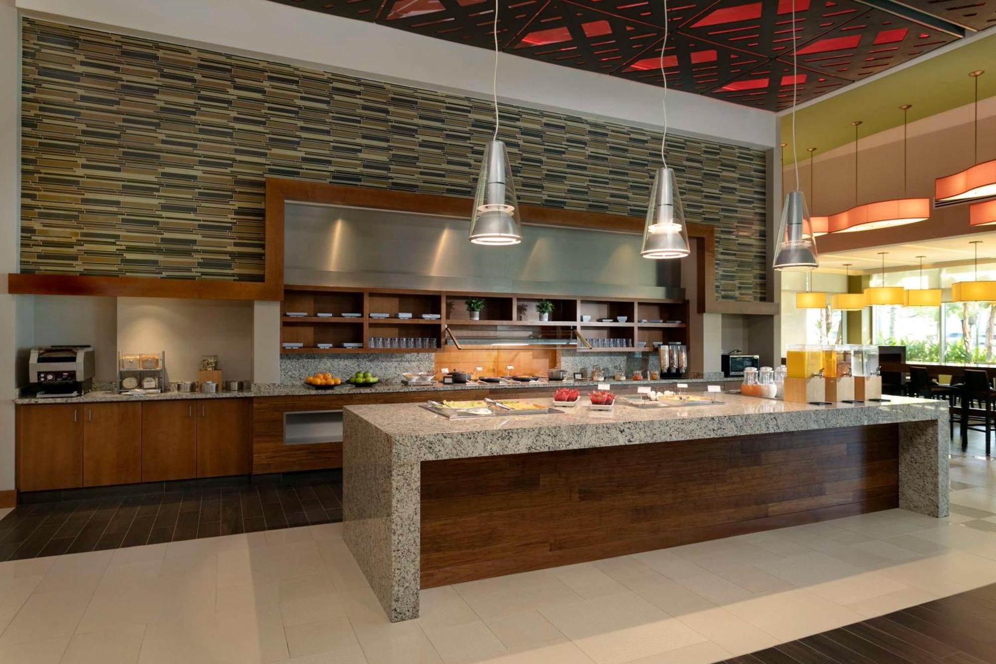Hyatt Place Манати Екстериор снимка