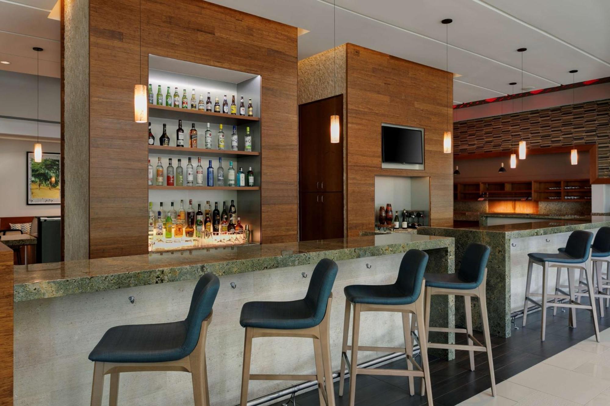 Hyatt Place Манати Екстериор снимка