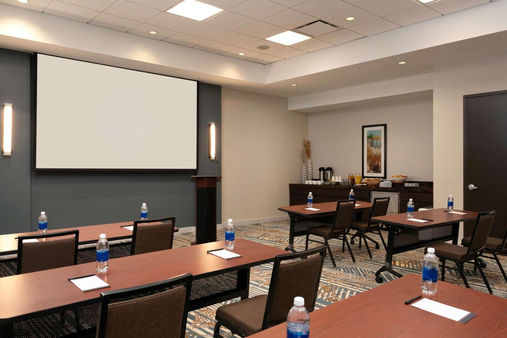 Hyatt Place Манати Екстериор снимка