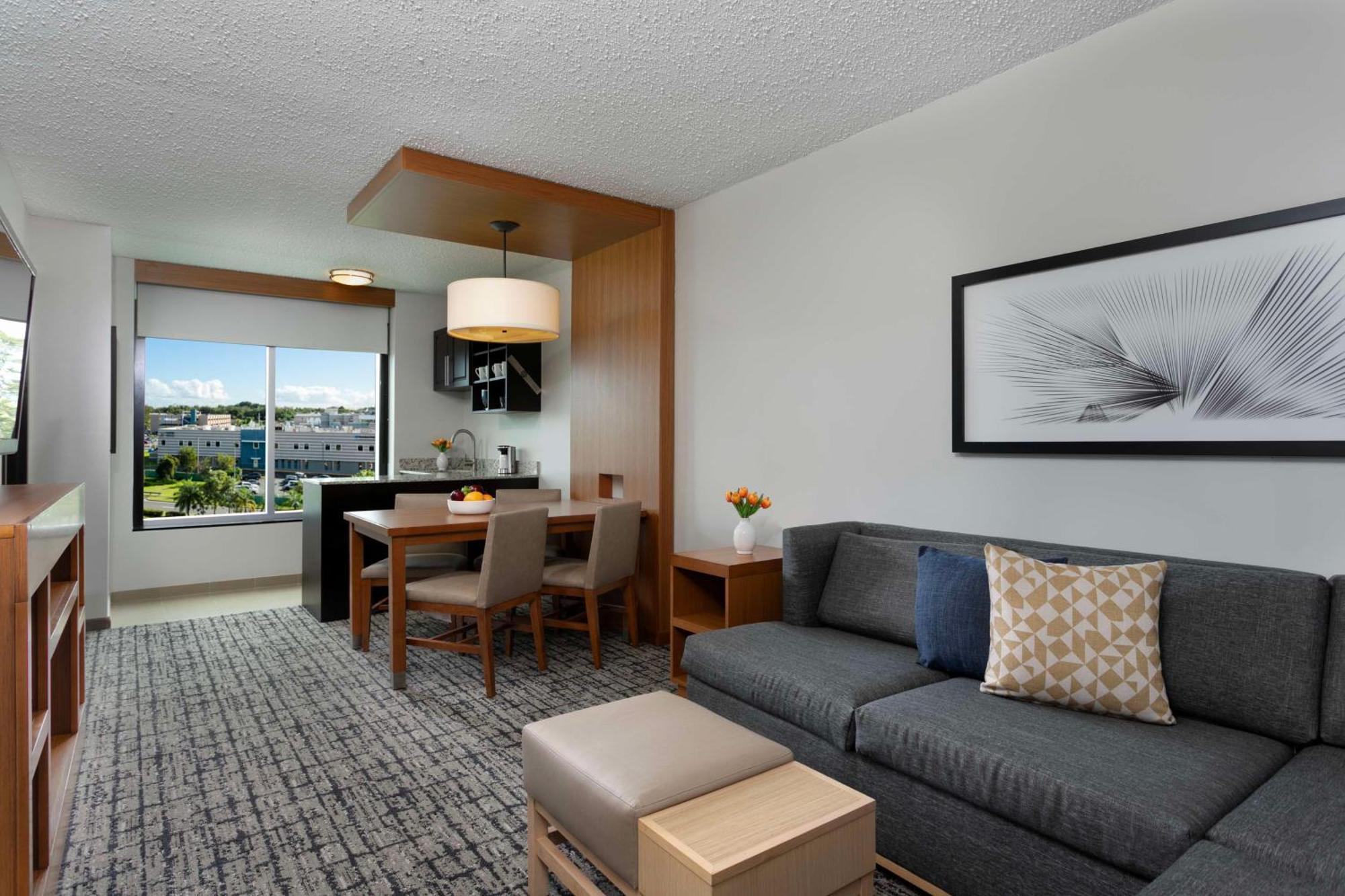 Hyatt Place Манати Екстериор снимка