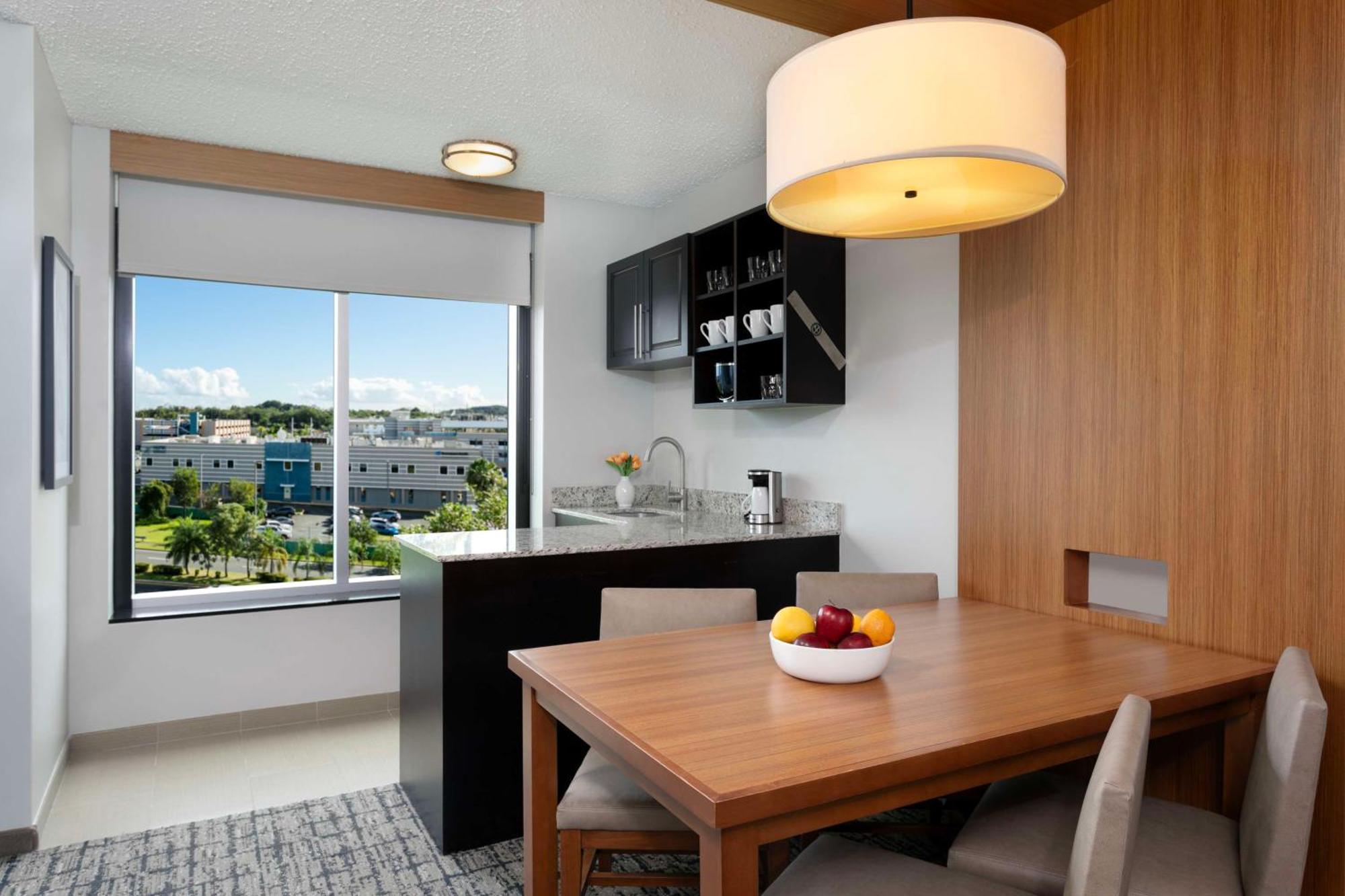 Hyatt Place Манати Екстериор снимка
